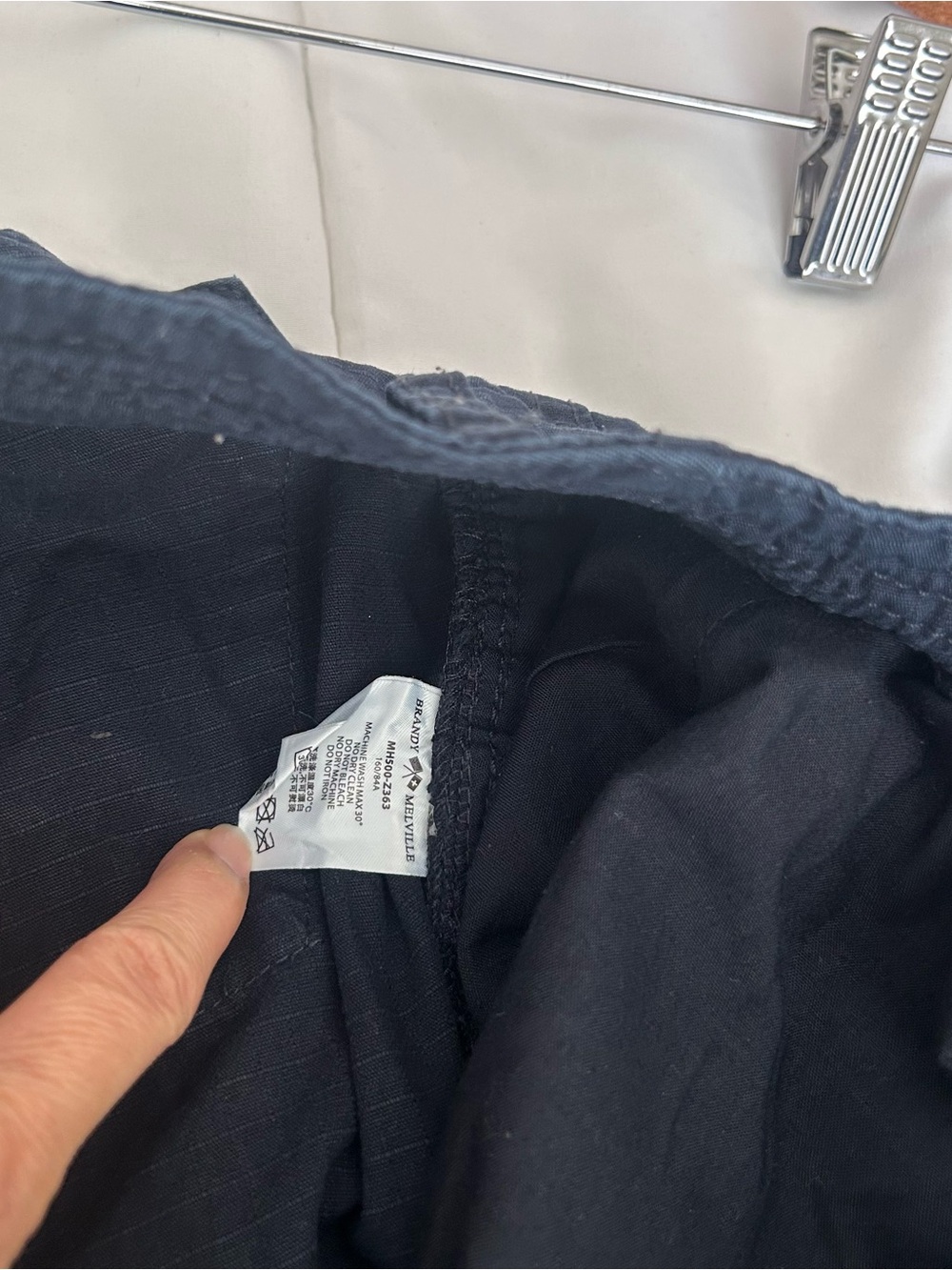 Brandy Melville navy Kim cargo pants - Picture 4 of 7